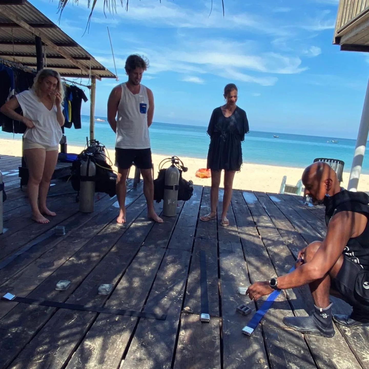Tiongman Scubadive & Lodge Kampong Juara ภายนอก รูปภาพ